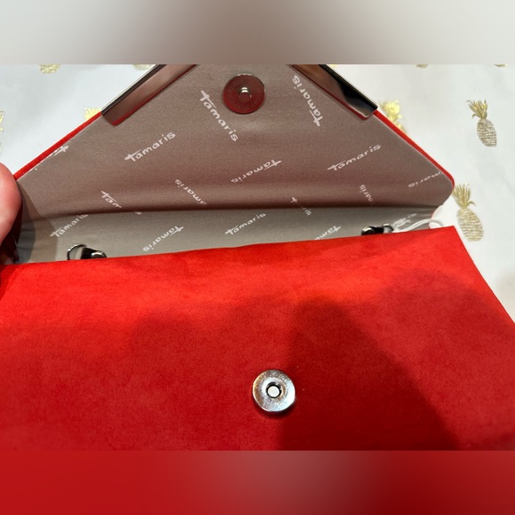 Tamaris Clutch, Red, feels like suede. NWT. - Picture 4 of 14